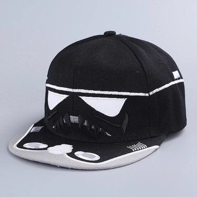 Бейзболна мъжка шапка в много различни модели