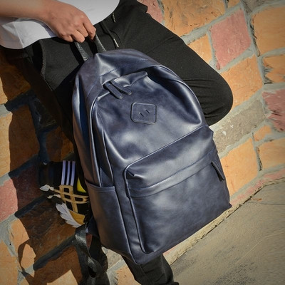 Кожена мъжка чанта в три цвята, подходяща за ежедневие