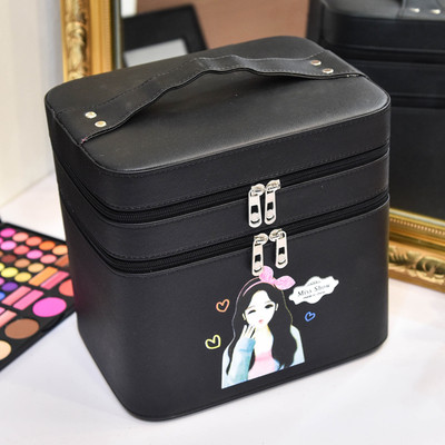 Козметична дамска чанта с дръжка и изображение в няколко цвята
