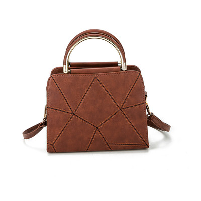 Малка дамска чанта в кафяв, сив и черен цвят