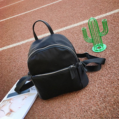 Άνετο γυναικείο σακίδιο σε μαύρο και πράσινο χρώμα