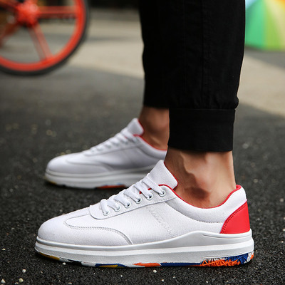 Πολύ ενδιαφέρον ανδρικά  καθημερινά πάνινα παπούτσια, διαφορετικά μοντέλα