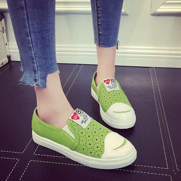 Γλυκά γυναικεία  μοκασίνια σε τέσσερα χρώματα