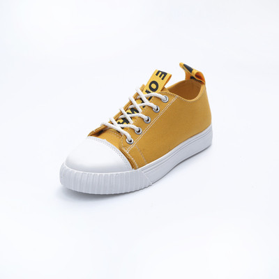 Άνετα γυναικεία πάνινα παπούτσια σε διάφορα χρώματα