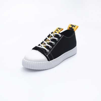 Άνετα γυναικεία πάνινα παπούτσια σε διάφορα χρώματα