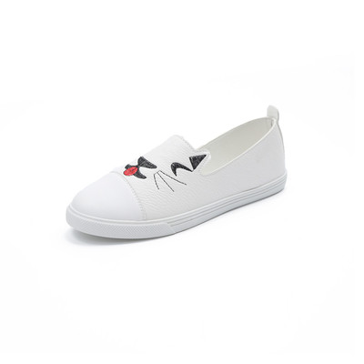 Γυναικεία μοκασίνια άνετα σε καφέ, λευκό και μαύρο χρώμα