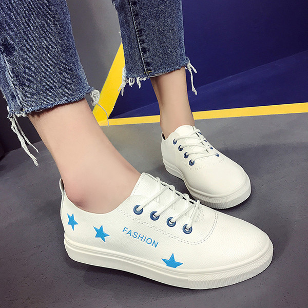 Casual γυναικεία παπούτσια με αστερίσκους σε μαύρο, μπλε και πράσινο χρώμα