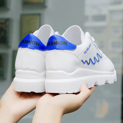 Καθημερινά γυναικεία αυλητικά παπούτσια για τρέξιμο με μια άνετη σόλα τρί α χρώματα