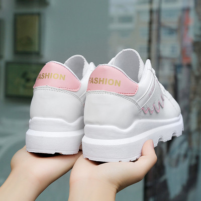 Καθημερινά γυναικεία αυλητικά παπούτσια για τρέξιμο με μια άνετη σόλα τρί α χρώματα