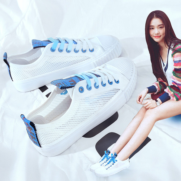 Γυναικεία πάνινα παπούτσια  με ένα έγχρωμο δίχτυ σε τρία χρώματα