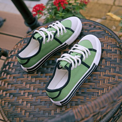 Όμορφα γυναικεία πάνινα παπούτσια κατάλληλα για  την καθημερινή ζωή σε πολλά χρώματα