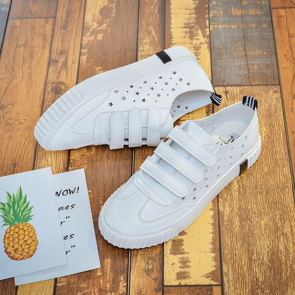 Γυναικεία  παπούτσια σε λευκό χρώμα