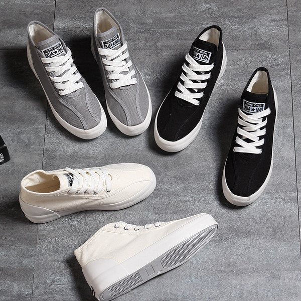 Γυναικεία αθλητικά παπούτσια σε καθαρό μοτίβο σε τρία χρώματα