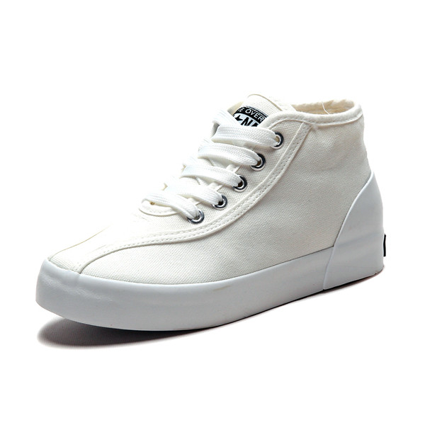 Γυναικεία αθλητικά παπούτσια σε καθαρό μοτίβο σε τρία χρώματα