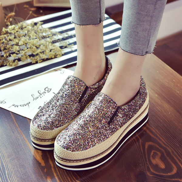 Γυαλιστικά μεταξωτά γυναικεία παπούτσια σε διάφορα χρώματα υψηλής πλατφόρμας