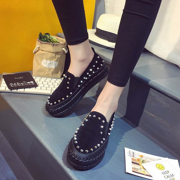 Γυναικεία μκασινια  με κορδέλα σε μαύρο και καφέ χρώμα