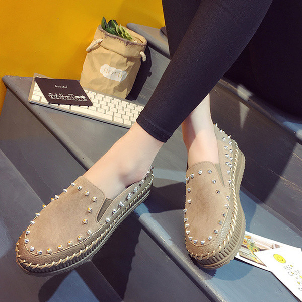 Γυναικεία μκασινια  με κορδέλα σε μαύρο και καφέ χρώμα