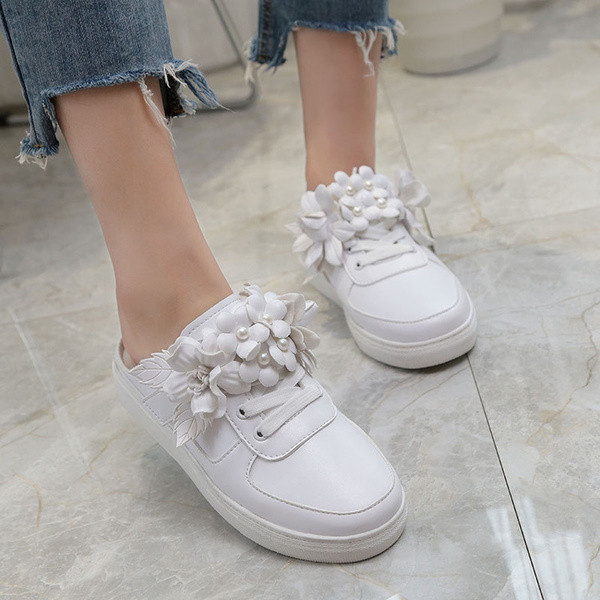 Γυναικεία πάνινα παπούτσια με λουλούδια ανοιχτά στον αστράγαλο