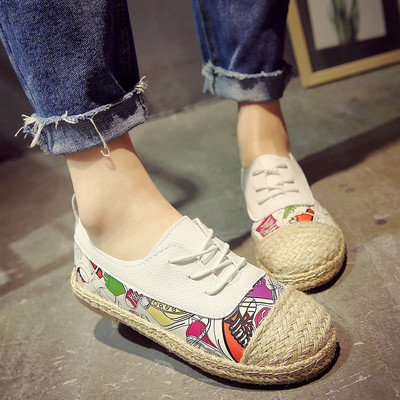 Γυναικεία πάνινα παπούτσια σε δύο αποχρώσεις