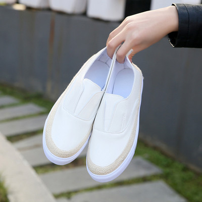 Κομψά γυναικεία δερμάτινα μοκασίνια  σε τρία χρώματα