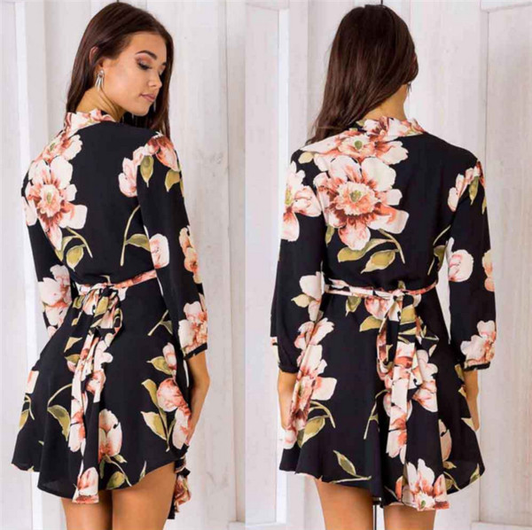 Γυναικείο φόρεμα με φλοραλ μοτίβα