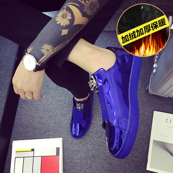 Πολύ κομψά ανδρικά πάνινα παπούτσια χωρίς διακοσμητικούς κρίκους σε διάφορα χρώματα