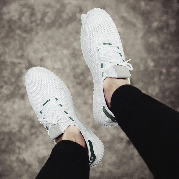 Αθλητικά αντρικά παπούτσια σε τρία χρώματα κατάλληλα για την καθημερινή ζωή