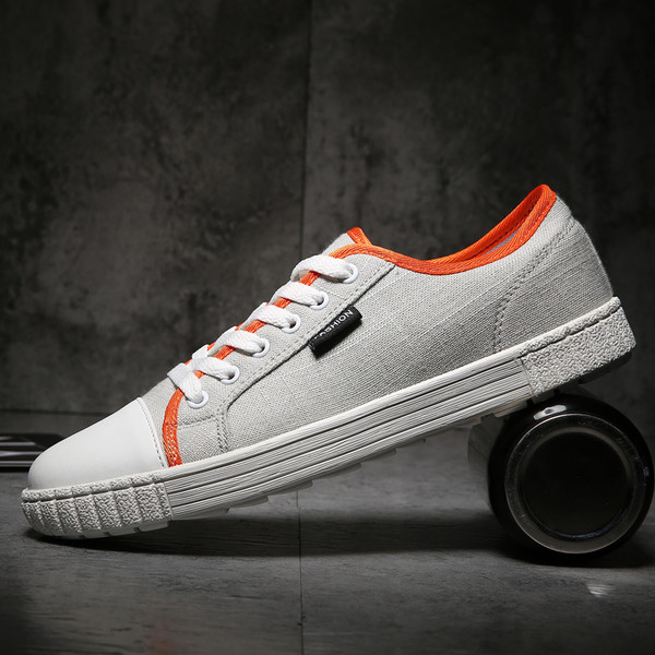 Ανδρικά πάνινα παπούτσια κατάλληλα για την καθημερινή ζωή σε τρία χρώματα