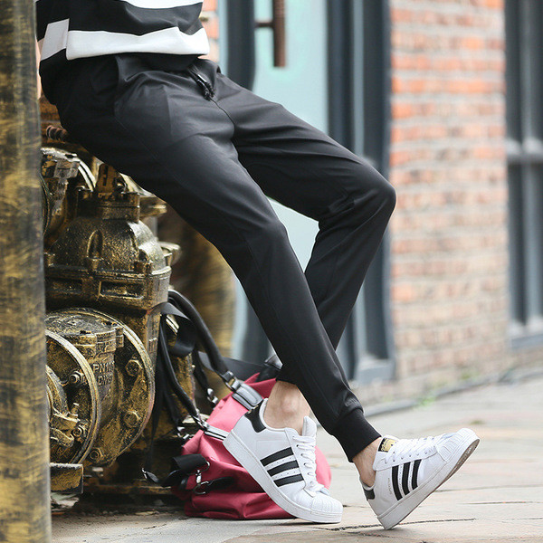 Αθλητικά κομψά αντρικά παντελόνια σε μαύρο χρώμα