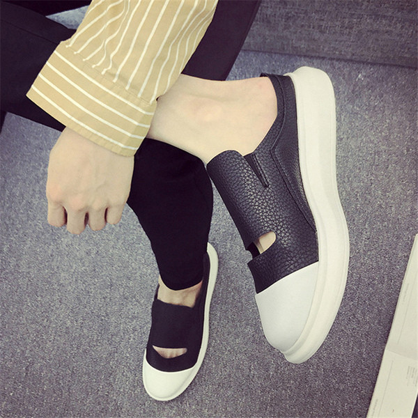 Ένα ενδιαφέρον μοντέλο ανδρικά μοκασίνια σε τρία χρώματα