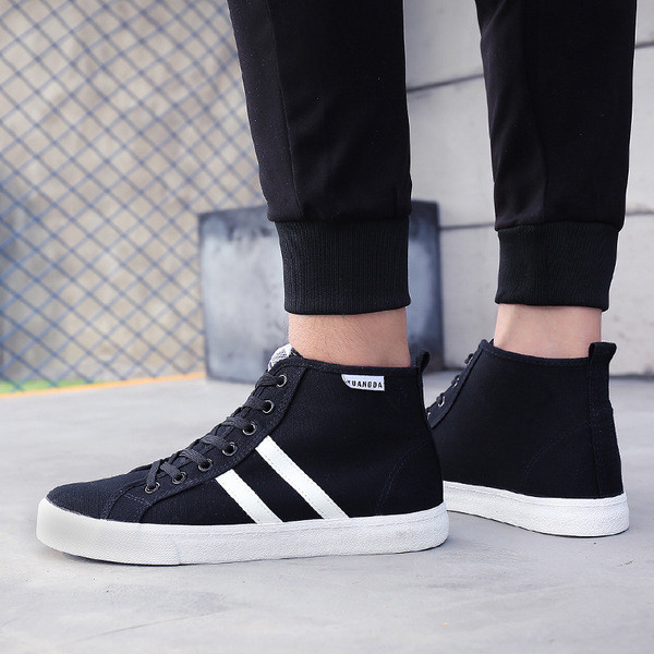 Τα casual ανδρικά ψηλά πάνινα παπούτσια με  πολύ άνετη σόλα