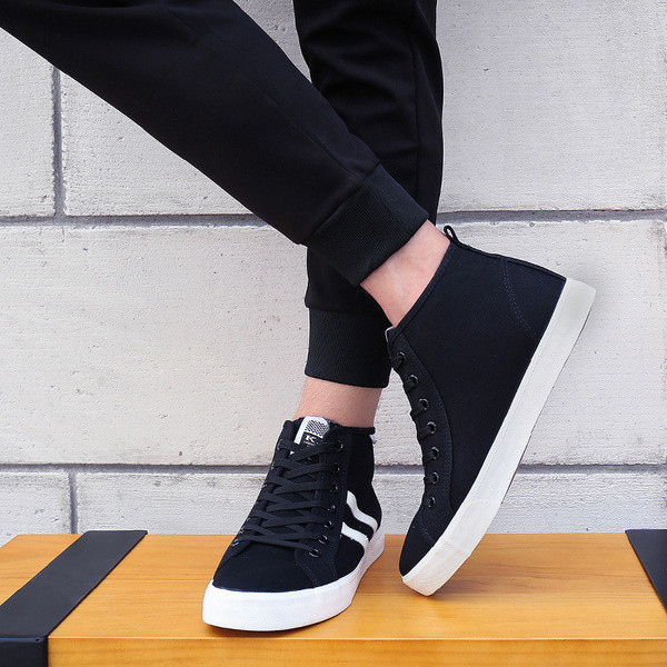 Τα casual ανδρικά ψηλά πάνινα παπούτσια με  πολύ άνετη σόλα