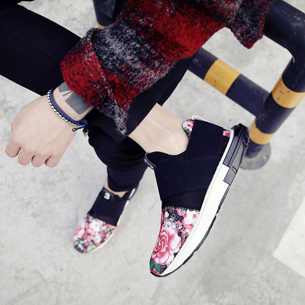 Σπορ-κομψά ανδρικά αθλητικά παπούτσια  σε τρία χρώματα