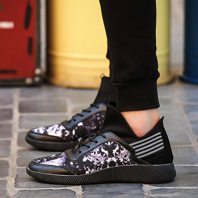 Αθλητικά κομψά πάνινα παπούτσια για άνδρες σε τρία χρώματα