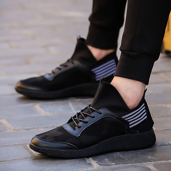 Αθλητικά κομψά πάνινα παπούτσια για άνδρες σε τρία χρώματα