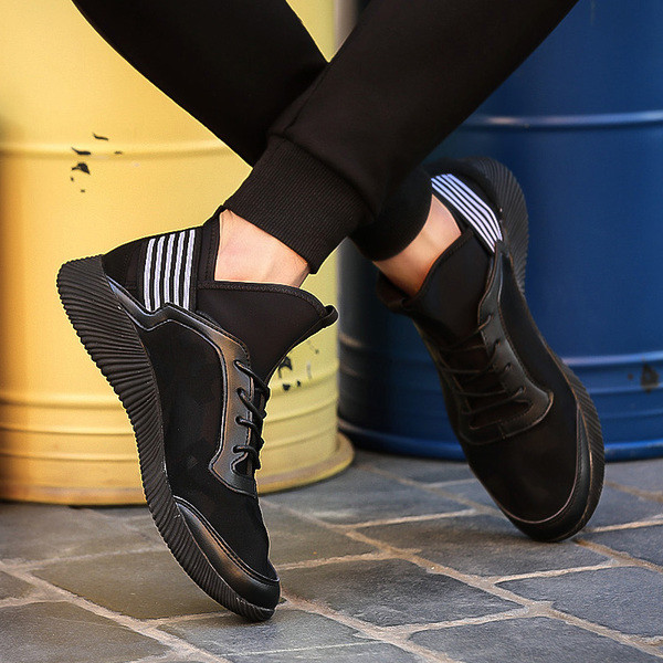 Αθλητικά κομψά πάνινα παπούτσια για άνδρες σε τρία χρώματα