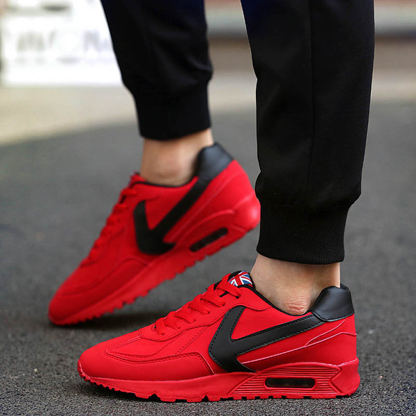 Αθλητικά πάνινα παπούτσια για άνδρες σε τρία χρώματα