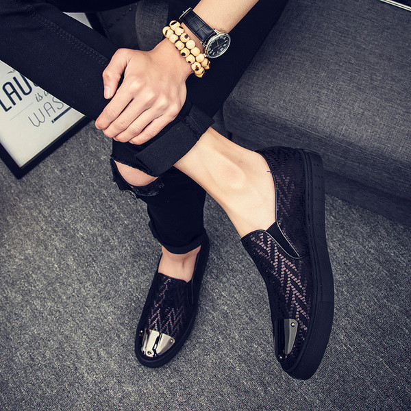 Όμορφα ανδρικά μοκασίνια σε τρία χρώματα κατάλληλα για την καθημερινή ζωή