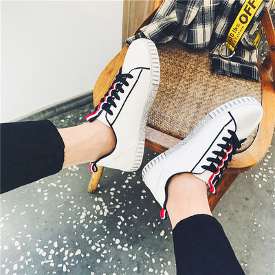 Πανέμορφα και casual ανδρικά παπούτσια σε λευκό και μαύρο χρώμα