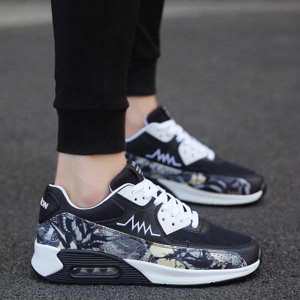 Ανδρικά πάνινα παπούτσια - πολύ άνετα  σε τρεις αποχρώσεις