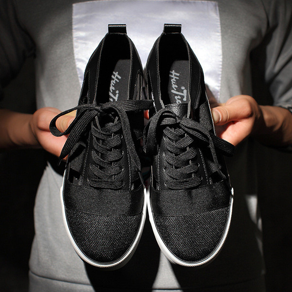 Άνετα αναπνεύσιμα ανδρικά μοκασίνια με επίπεδη σόλα και άνετι σόλα - 2 χρώματα