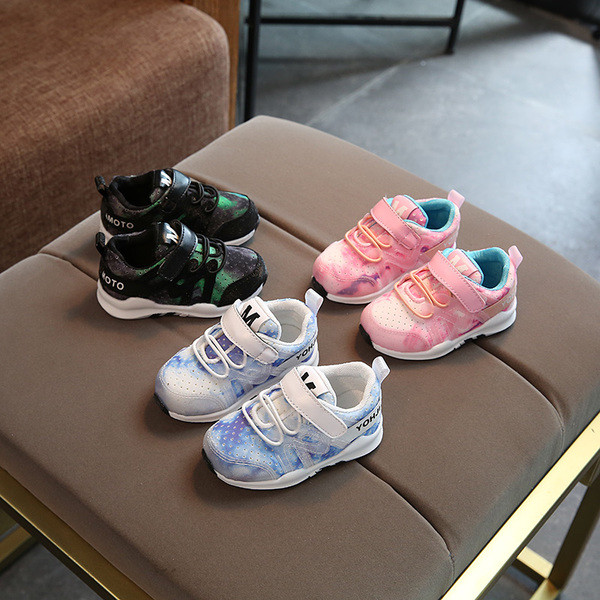 Αθλητικά πάνινα παπούτσια για κορίτσια και αγόρια με  λουράκια βελκρό σε μπλε και ροζ χρώματα