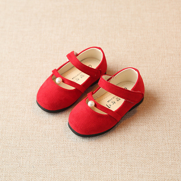 Κομψά παιδικά μοκασίνια για κορίτσια με  λουράκια βελκρό και χάντρες σε τρία χρώματα