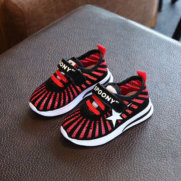 Παιδικά αθλητικά παπούτσια  σε τρία χρώματα με  λουράκια βελκρό