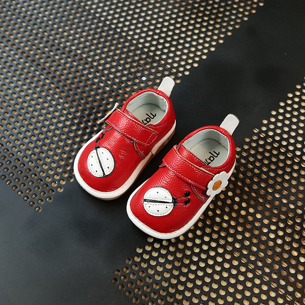 Παιδικά παπούτσια για κορίτσια με  λουράκια βελκρό σε τρία χρώματα