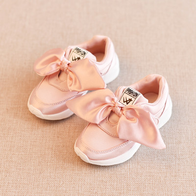 Сладки детски маратонки със сатенена панделка в три цвята