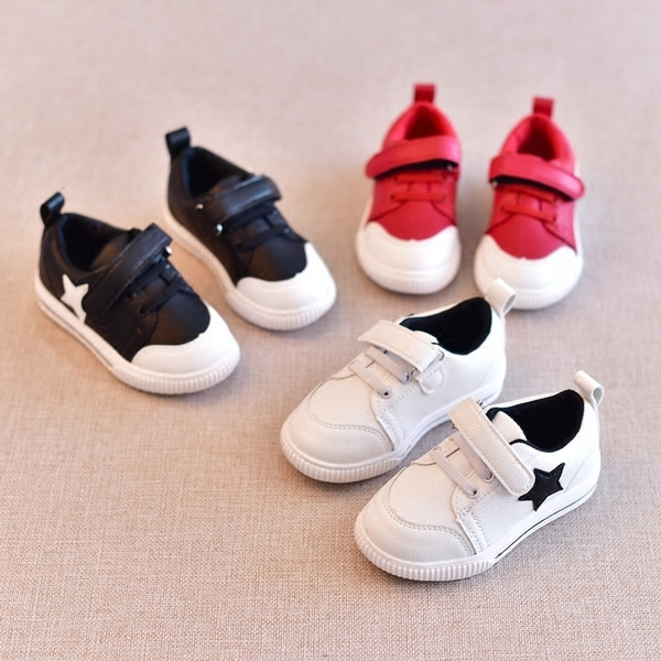 Περιστασιακά παιδικά πάνινα παπούτσια για αγόρια και κορίτσια με  λουράκια βελκρό σε τρία χρώματα 