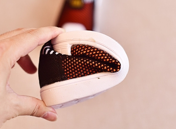 Γλυκά casual πάνινα παπούτσια για κορίτσια  χωρίς κορδόνια σε τρία χρώματα