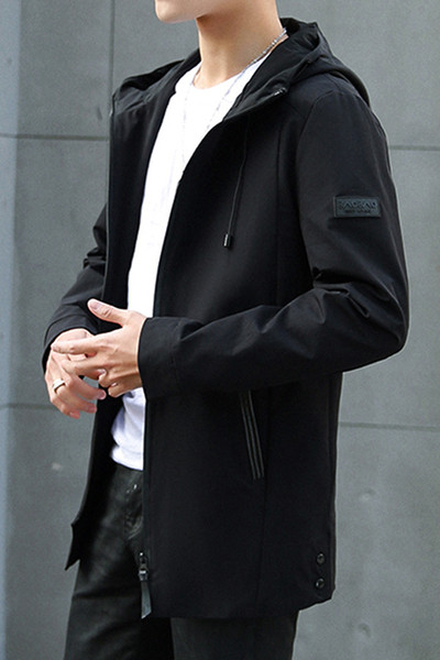 Αθλητικό κομψό ανδρικό παλτό σε διάφορα χρώματα με κουκούλα και φερμουάρ