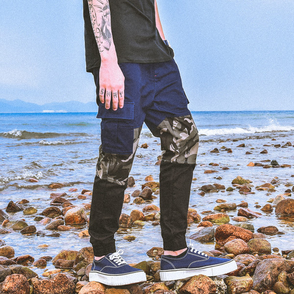 Αθλητικά κομψά παντελόνια για άνδρες σε δύο χρώματα